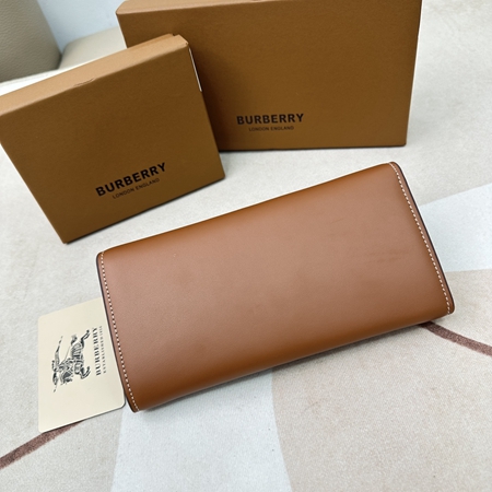 バーバリー財布側面デザイン
